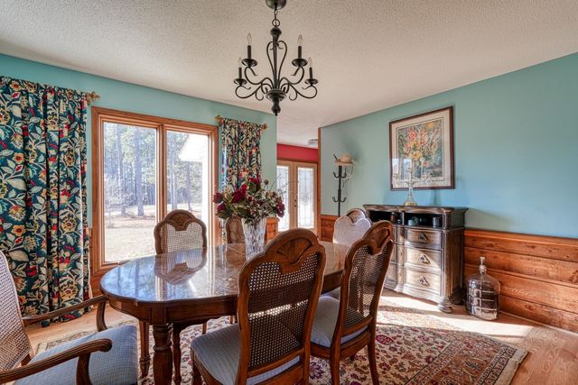 177 Rubin Thorne Rd, Campobello, SC 29322