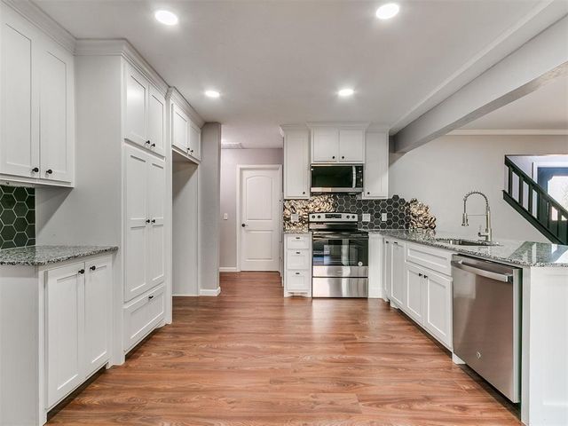 113 Woodbridge Circle, Edmond, OK 73012