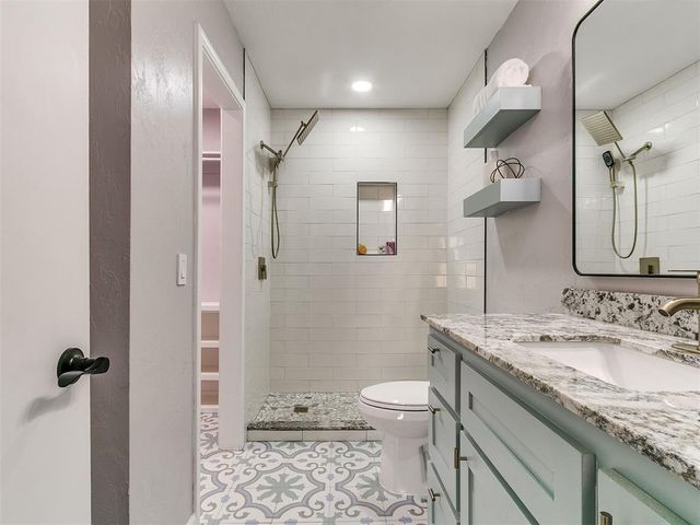 113 Woodbridge Circle, Edmond, OK 73012