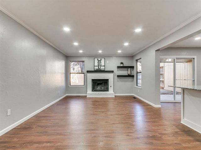 113 Woodbridge Circle, Edmond, OK 73012