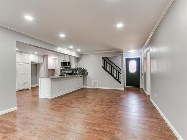 113 Woodbridge Circle, Edmond, OK 73012