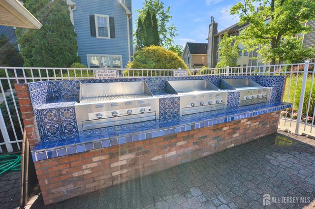 14 Lear Court, East Brunswick, NJ 08816