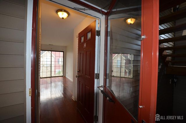 14 Lear Court, East Brunswick, NJ 08816