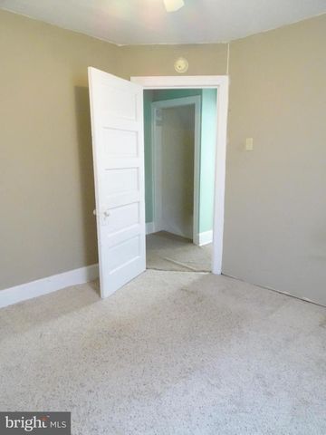 1739 ORANGE ST, York, PA 17404