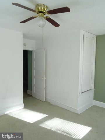 1739 ORANGE ST, York, PA 17404