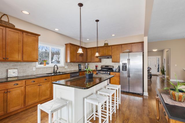 2921 Woodridge Circle NE 43, Grand Rapids, MI 49525