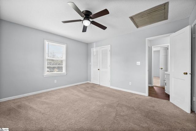 101 Duncan Heights Road, Duncan, SC 29334