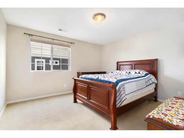 5046 Eaglewood Ln, Johnstown, CO 80534