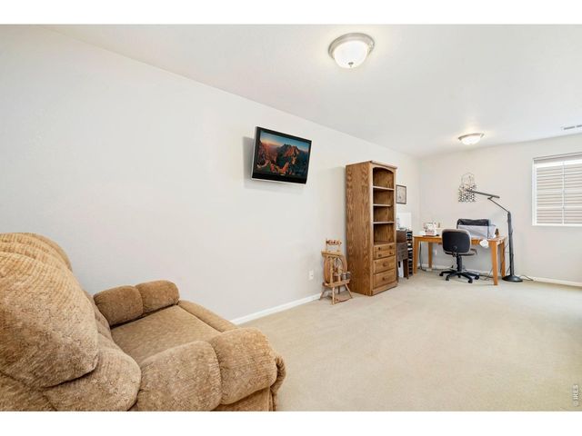 5046 Eaglewood Ln, Johnstown, CO 80534