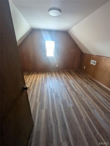 5824 Ferris Avenue, St Louis, MO 63120