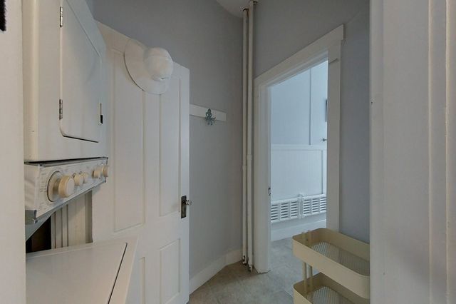 2 Summer Street B, Newport, RI 02840