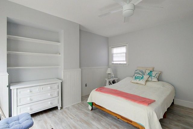2 Summer Street B, Newport, RI 02840