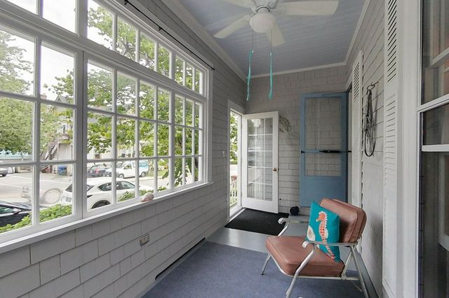 2 Summer Street B, Newport, RI 02840