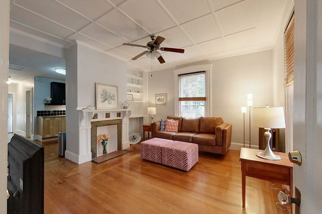 2 Summer Street B, Newport, RI 02840