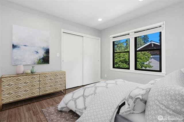 8538 Ashworth Avenue N, Seattle, WA 98103