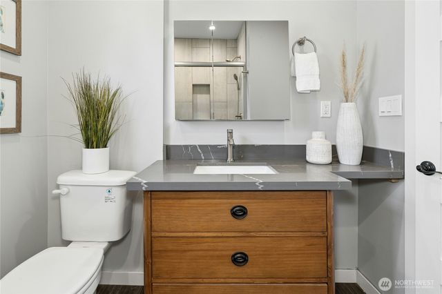 8538 Ashworth Avenue N, Seattle, WA 98103