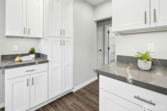 8538 Ashworth Avenue N, Seattle, WA 98103
