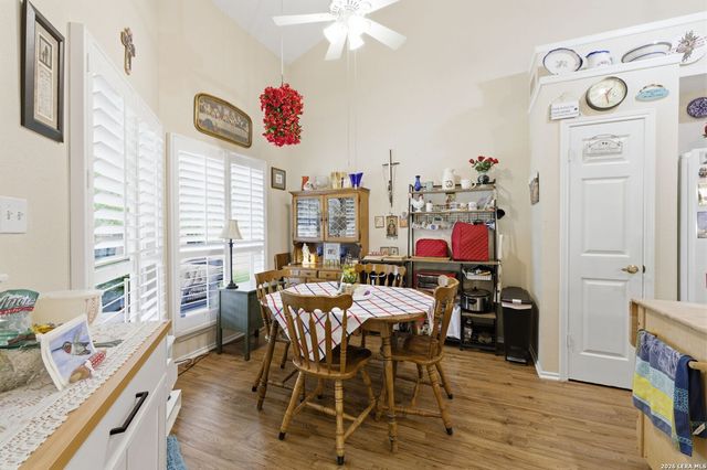 3817 HUNTERS GLN, Schertz, TX 78108