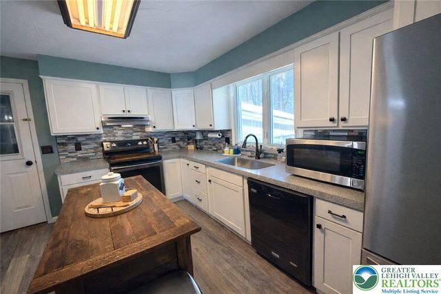 1060 Arbor Lane, Slatington Boro, PA 18080