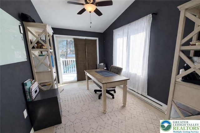 1060 Arbor Lane, Slatington Boro, PA 18080