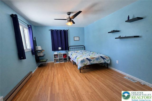 1060 Arbor Lane, Slatington Boro, PA 18080