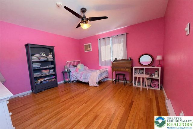 1060 Arbor Lane, Slatington Boro, PA 18080