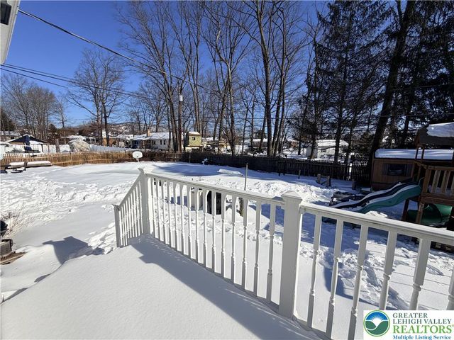 1060 Arbor Lane, Slatington Boro, PA 18080