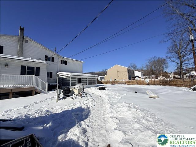 1060 Arbor Lane, Slatington Boro, PA 18080