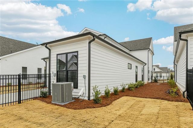 526 Pearl Street, Cumming, GA 30040