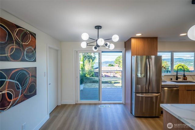 7716 S Mission Drive, Seattle, WA 98178