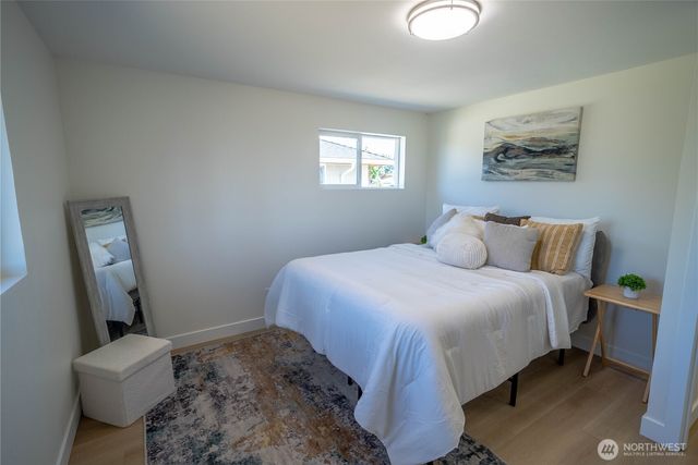 7716 S Mission Drive, Seattle, WA 98178