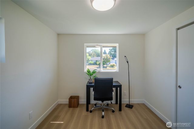 7716 S Mission Drive, Seattle, WA 98178