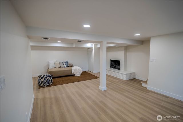 7716 S Mission Drive, Seattle, WA 98178