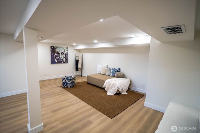 7716 S Mission Drive, Seattle, WA 98178