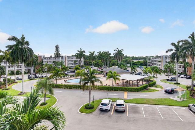 4028 Hythe B, Boca Raton, FL 33434