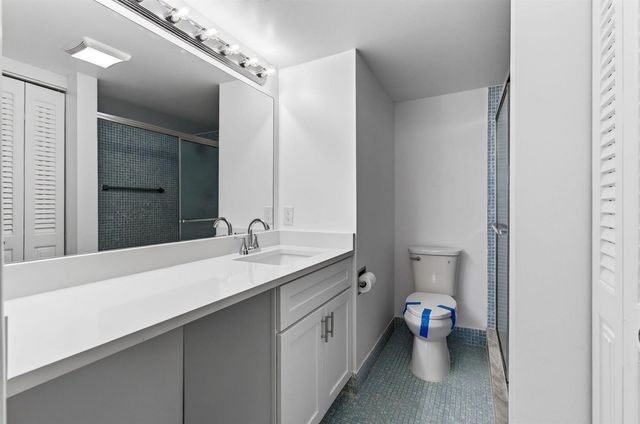 4028 Hythe B, Boca Raton, FL 33434