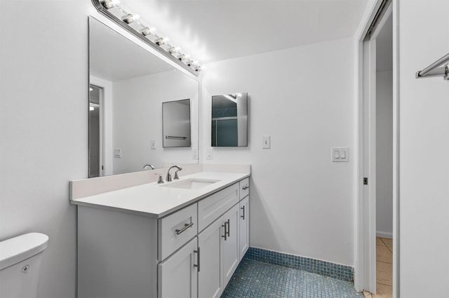 4028 Hythe B, Boca Raton, FL 33434