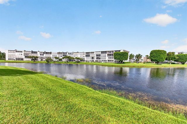 4028 Hythe B, Boca Raton, FL 33434