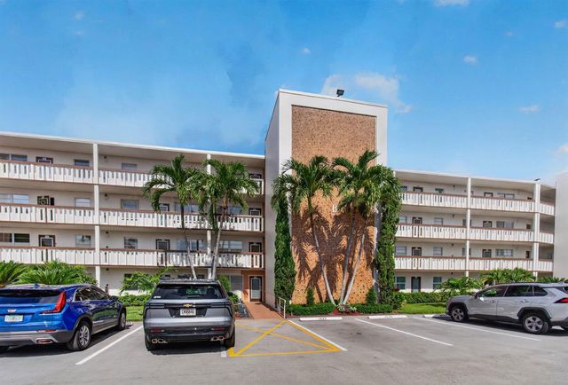 4028 Hythe B, Boca Raton, FL 33434