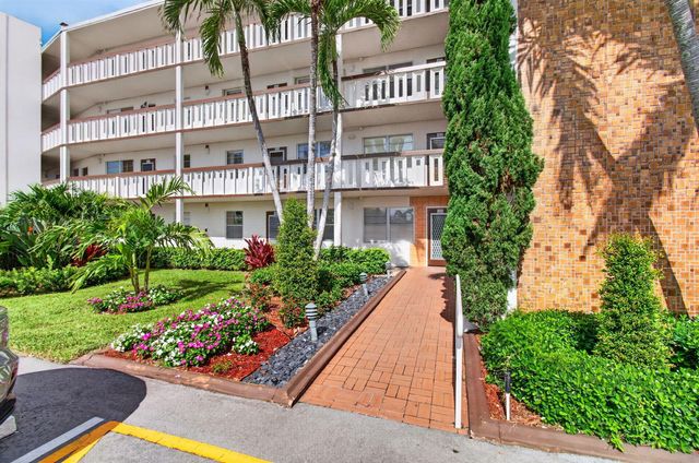 4028 Hythe B, Boca Raton, FL 33434