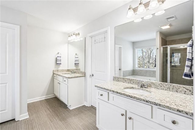625 Clark Lake Estates Drive, Grayson, GA 30017