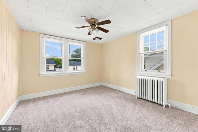 119 ENGLEWOOD RD, Upper Darby, PA 19082