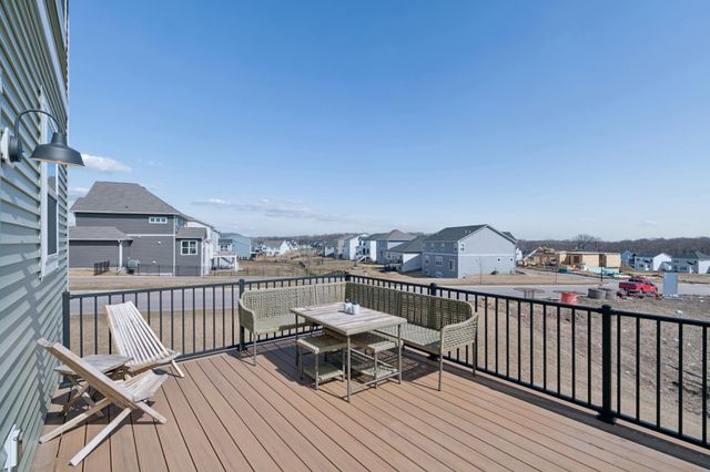 6615 Bluestem Way, Excelsior, MN 55331