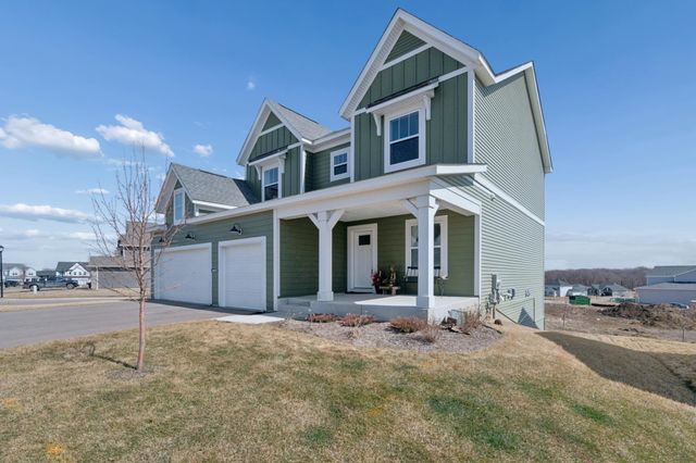 6615 Bluestem Way, Excelsior, MN 55331