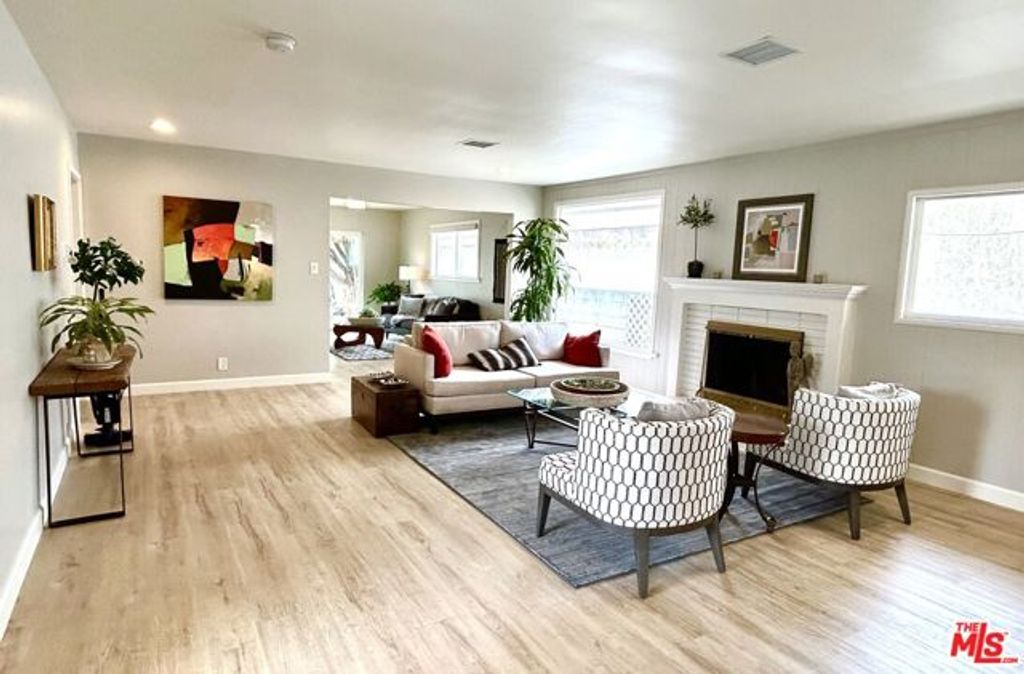 4203 W 141st Street, Hawthorne, CA 90250