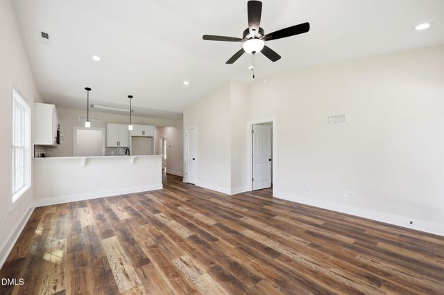 306 S Washington Avenue, Dunn, NC 28334