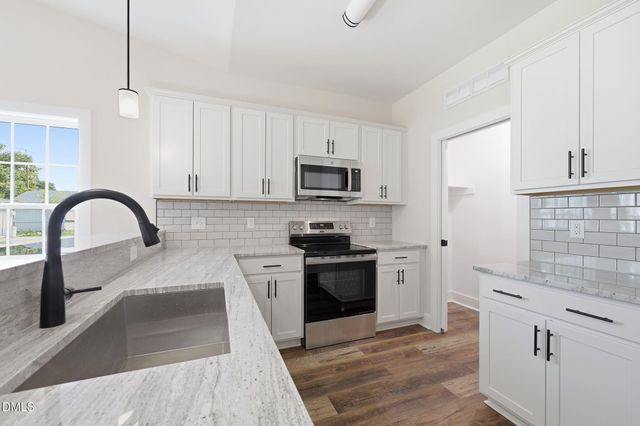 306 S Washington Avenue, Dunn, NC 28334