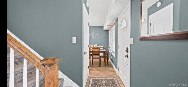 231 Springmeadow Drive D, Holbrook, NY 11741