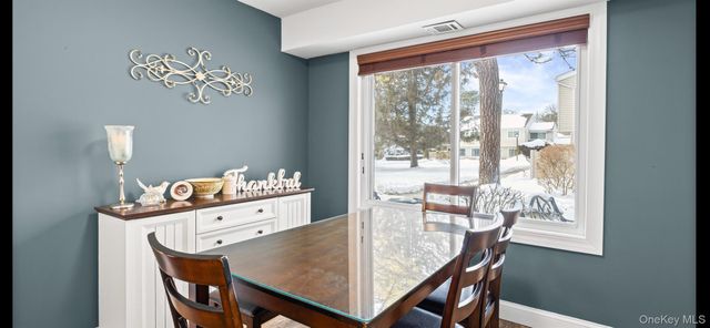 231 Springmeadow Drive D, Holbrook, NY 11741