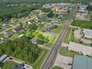 000 Country Lane Drive, Lumberton, TX 77657